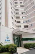 Apartamento com 3 Quartos para alugar, 72m² no Gleba Palhano, Londrina - Foto 2