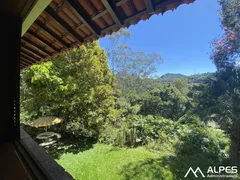 Casa com 4 Quartos à venda, 350m² no Parque do Imbuí, Teresópolis - Foto 24