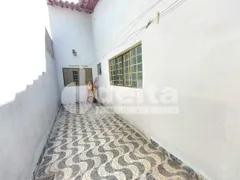 Casa com 3 Quartos à venda, 180m² no Granada, Uberlândia - Foto 16