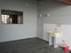 Sobrado com 3 Quartos para alugar, 152m² no São Vicente, Londrina - Foto 19