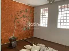 Casa com 5 Quartos à venda, 327m² no Lidice, Uberlândia - Foto 2