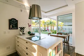 Casa com 5 Quartos para venda ou aluguel, 430m² no Jurerê Internacional, Florianópolis - Foto 27