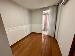 Apartamento com 3 Quartos para alugar, 150m² no Praia do Canto, Vitória - Foto 7