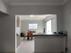 Casa com 3 Quartos à venda, 170m² no Tubalina, Uberlândia - Foto 4