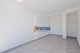 Loja / Salão / Ponto Comercial para alugar, 45m² no Cajuru, Curitiba - Foto 13