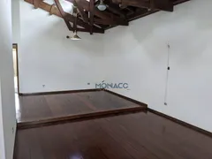 Casa com 3 Quartos à venda, 205m² no Champagnat, Londrina - Foto 6