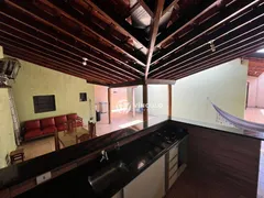 Casa com 3 Quartos à venda, 194m² no Santos Dumont, Uberaba - Foto 17