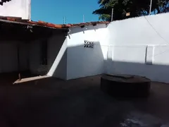 Prédio Inteiro com 3 Quartos para alugar, 400m² no Montese, Fortaleza - Foto 21