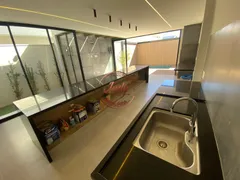 Casa de Condomínio com 3 Quartos à venda, 210m² no Novo Mundo, Uberlândia - Foto 25