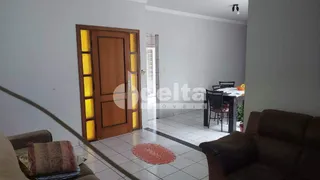Casa com 3 Quartos à venda, 147m² no Planalto, Uberlândia - Foto 1