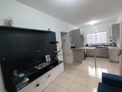 Casa com 2 Quartos à venda, 65m² no Conjunto Residencial Marajoara, Londrina - Foto 2
