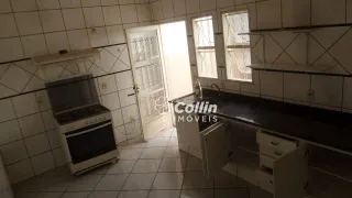 Casa com 3 Quartos à venda, 225m² no Olinda, Uberaba - Foto 8