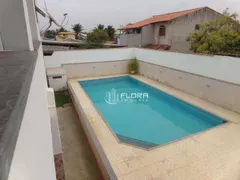 Casa com 8 Quartos à venda, 321m² no Centro, Araruama - Foto 10