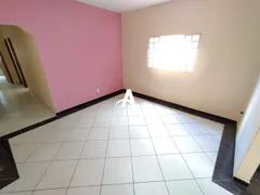 Casa com 3 Quartos à venda, 180m² no Jardim Holanda, Uberlândia - Foto 5