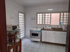 Casa com 5 Quartos à venda, 245m² no Taquaral, Campinas - Foto 7