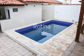 Casa com 3 Quartos à venda, 250m² no Cidade Jardim, Uberlândia - Foto 24