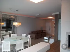 Apartamento com 3 Quartos para alugar, 130m² no Centro, Balneário Camboriú - Foto 2