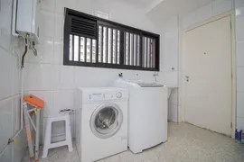 Apartamento com 3 Quartos para alugar, 247m² no Vila Suzana, São Paulo - Foto 24