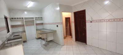 Sobrado com 3 Quartos à venda, 152m² no Xaxim, Curitiba - Foto 12