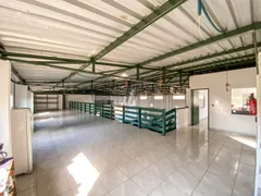 Galpão / Depósito / Armazém para venda ou aluguel, 700m² no Forquilhas, São José - Foto 9