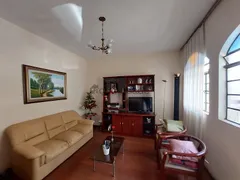 Casa com 3 Quartos para alugar, 160m² no Palmares, Belo Horizonte - Foto 6