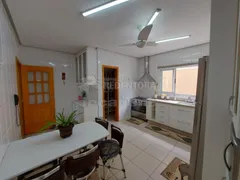 Casa de Condomínio com 3 Quartos para alugar, 306m² no Parque Residencial Damha III, São José do Rio Preto - Foto 5