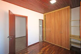 Casa de Condomínio com 3 Quartos à venda, 330m² no Granja Viana, Cotia - Foto 24