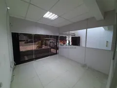 Loja / Salão / Ponto Comercial para alugar, 251m² no Vila Jardim, Porto Alegre - Foto 4