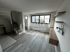 Apartamento com 2 Quartos para alugar, 53m² no Rebouças, Curitiba - Foto 1