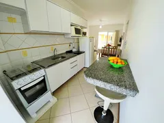 Apartamento com 2 Quartos para alugar, 75m² no Praia de Bombas, Bombinhas - Foto 9