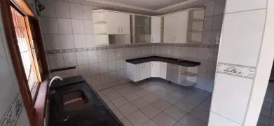 Casa com 3 Quartos à venda, 180m² no Jardim Astro, Sorocaba - Foto 6