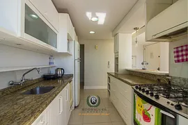 Apartamento com 3 Quartos para alugar, 260m² no Praia Grande, Torres - Foto 16