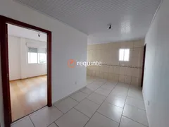 Apartamento com 2 Quartos para alugar, 55m² no Fragata, Pelotas - Foto 2