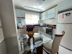 Casa de Condomínio com 3 Quartos à venda, 139m² no Revoredo, Tubarão - Foto 3