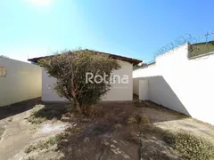 Casa com 3 Quartos à venda, 102m² no Osvaldo Rezende, Uberlândia - Foto 21