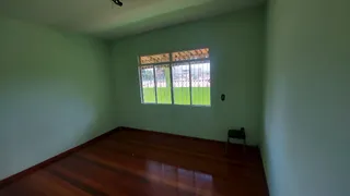 Casa com 3 Quartos para alugar, 120m² no Tijuca, Contagem - Foto 5