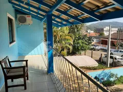 Casa com 5 Quartos à venda, 300m² no Centro, Penha - Foto 33