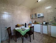 Casa com 4 Quartos à venda, 219m² no Caiçara Adeláide, Belo Horizonte - Foto 6