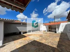Casa com 3 Quartos à venda, 230m² no Cidade dos Funcionários, Fortaleza - Foto 2