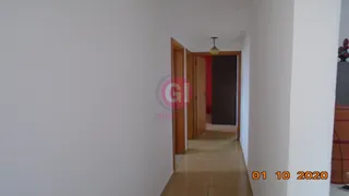 Apartamento com 2 Quartos para alugar, 70m² no Vila Aprazivel, Jacareí - Foto 2