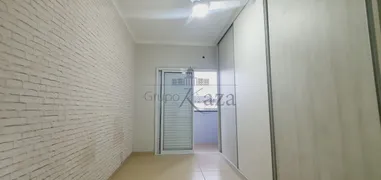 Sobrado com 3 Quartos à venda, 135m² no Loteamento Villa Branca, Jacareí - Foto 32