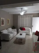 Casa com 4 Quartos para alugar, 120m² no Praia de Bombas, Bombinhas - Foto 3