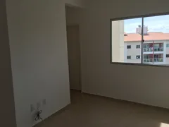 Apartamento com 2 Quartos para alugar, 50m² no Coaçu, Fortaleza - Foto 2