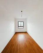 Apartamento com 2 Quartos à venda, 61m² no Novo Mundo, Curitiba - Foto 7