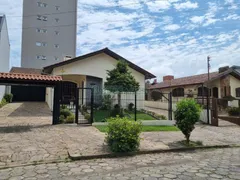Casa com 3 Quartos à venda, 170m² no Jardim América, Caxias do Sul - Foto 2