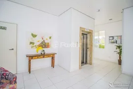 Apartamento com 3 Quartos à venda, 70m² no Partenon, Porto Alegre - Foto 2