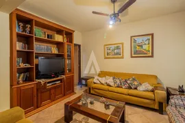 Casa com 3 Quartos à venda, 206m² no Saguaçú, Joinville - Foto 2