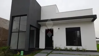 Casa de Condomínio com 3 Quartos à venda, 100m² no Cocão, Viamão - Foto 2