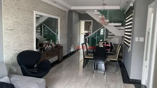 Sobrado com 3 Quartos à venda, 210m² no Jardim Santa Mena, Guarulhos - Foto 1