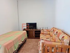 Casa com 4 Quartos para alugar, 200m² no Bombas, Bombinhas - Foto 2